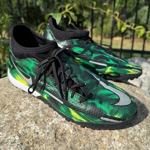 Nike Phantom Pro GT2 Academy DF TF Shockwave Men's Soccer Shoes Size 7 Athletic